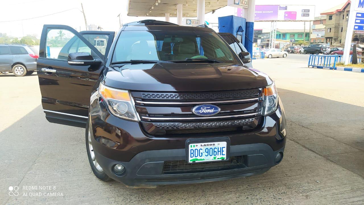 Ford Explorer thumbnail 5